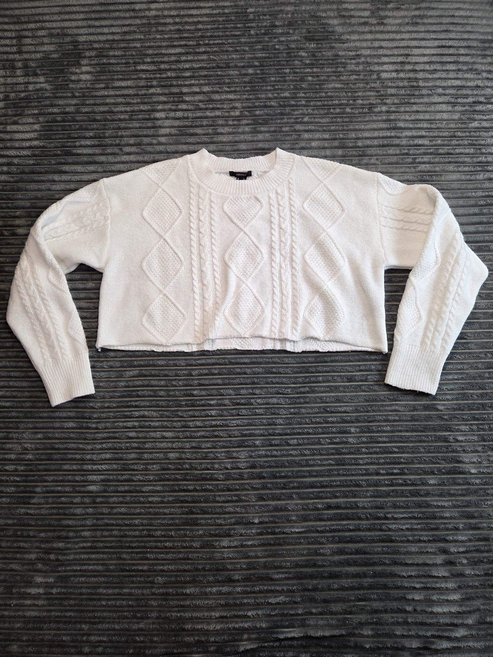 Forever 21 White Cropped Cable Knit Crewneck Sweater